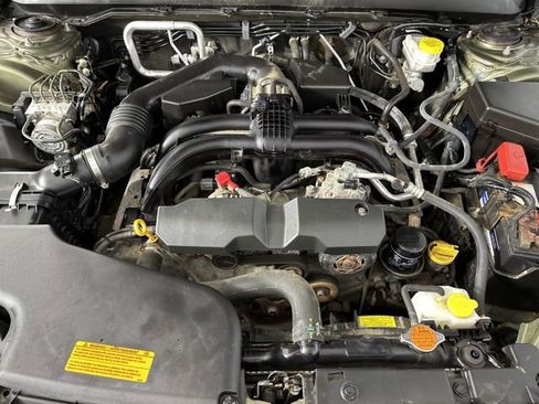 Used 2018 Subaru Outback 2.5i Limited AWD/4WD image 10