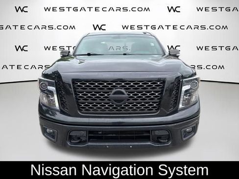 Used 2019 Nissan Titan SV w/ SV Convenience Package AWD/4WD image 2