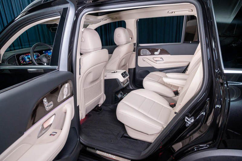 Certified 2026 Mercedes-Benz GLS 450 4MATIC image 30