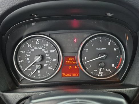 Used 2013 BMW 335i Convertible RWD image 11