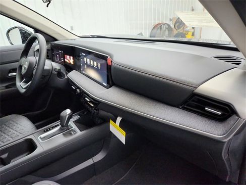 New 2026 Nissan Kicks SV w/ SV Premium Package image 34