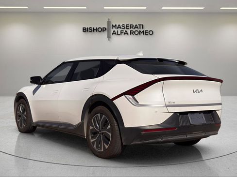 Used 2022 Kia EV6 Light image 6