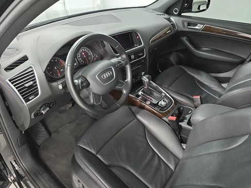 Used 2016 Audi Q5 2.0T Premium Plus w/ Technology Package AWD/4WD image 4