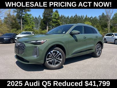 Used 2025 Audi Q5 Premium w/ 19" Wheel Package