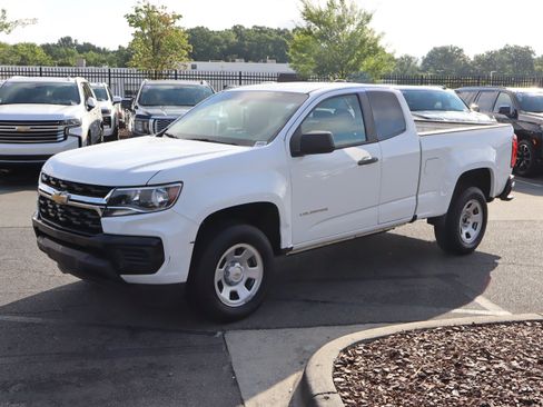 Used 2022 Chevrolet Colorado W/T w/ WT Convenience Package RWD image 5