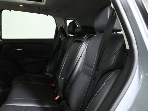 Used 2022 Nissan Rogue SL w/ SL Premium Package AWD/4WD image 6