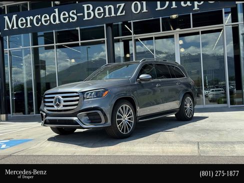 New 2025 Mercedes-Benz GLS 580 580 4MATIC image 1