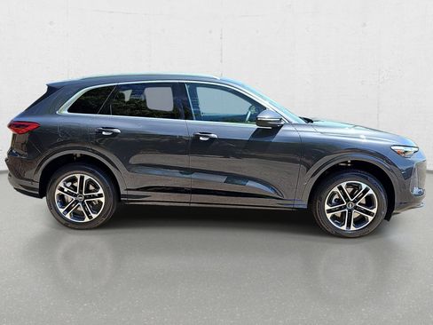 New 2026 Audi Q5 Premium Plus AWD/4WD image 4