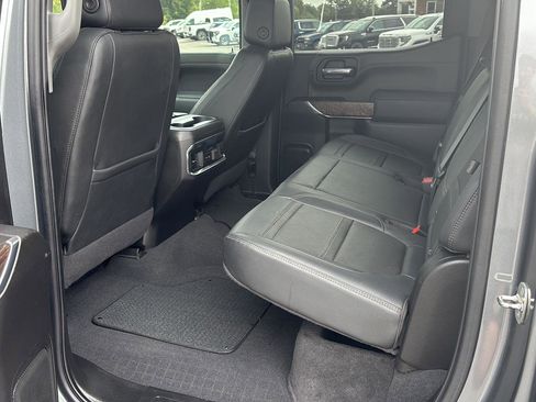 Used 2022 GMC Sierra 1500 Denali w/ Denali Premium Package image 19