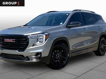 Used 2023 GMC Terrain SLT w/ Infotainment Package II