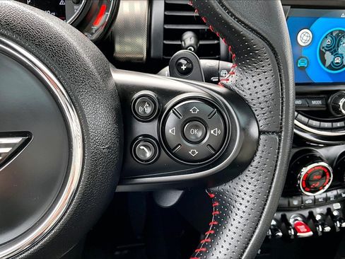 Used 2019 MINI Cooper S w/ Signature Upholstery Package image 14