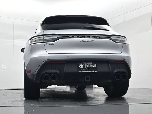 Used 2024 Porsche Macan AWD/4WD image 55