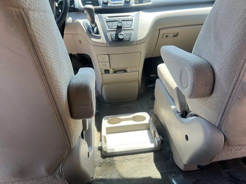 Used 2016 Honda Odyssey LX image 15