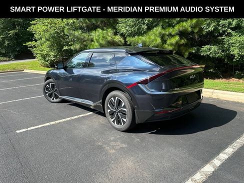 Used 2024 Kia EV6 Wind w/ Wind Technology Package AWD/4WD image 3