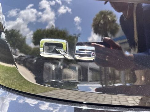 Used 2021 Audi Q5 2.0T Premium Plus AWD/4WD image 39