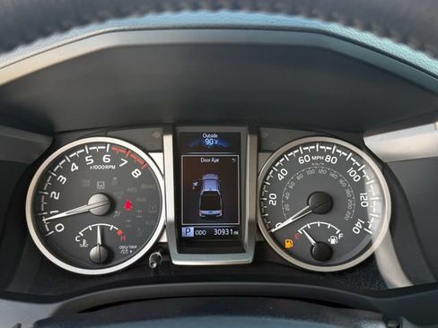 Used 2023 Toyota Tacoma SR5 RWD image 16