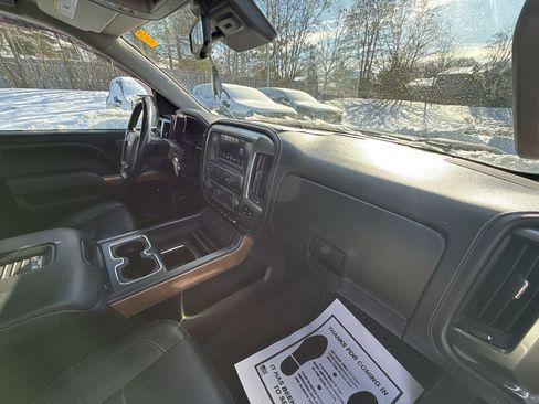 Used 2018 Chevrolet Silverado 1500 LTZ w/ Sport Package image 32