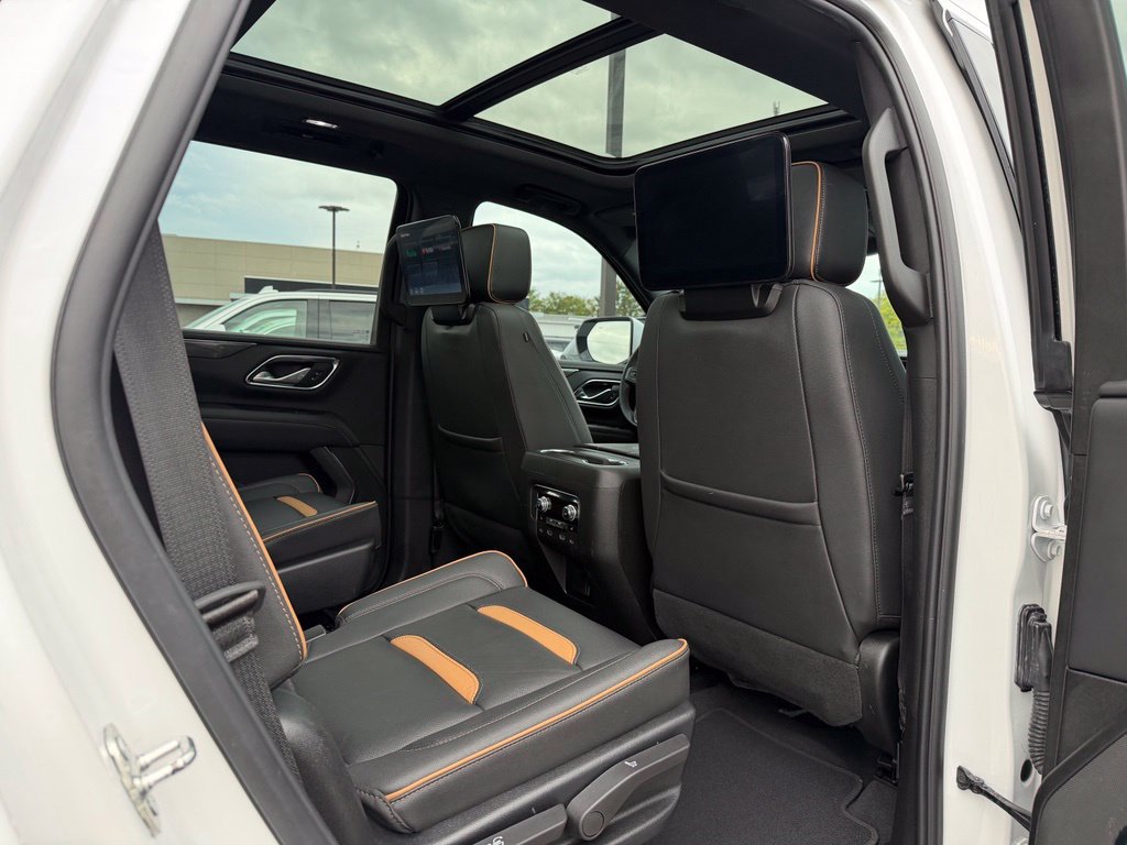 Used 2023 GMC Yukon AT4 AWD/4WD image 30