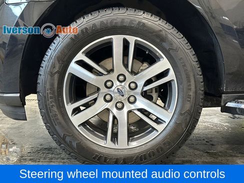 Used 2022 Ford Expedition Max Limited image 12