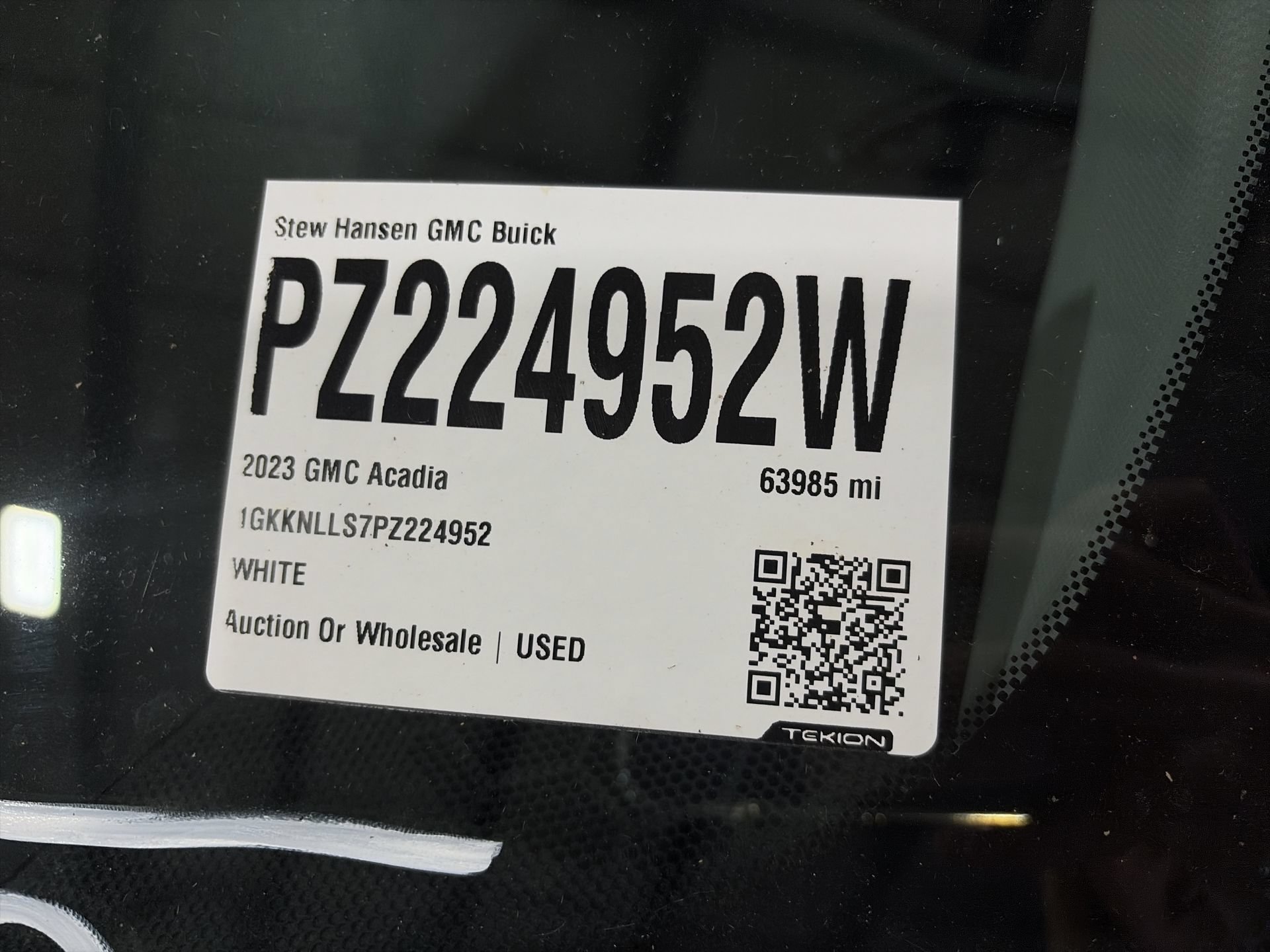 Used 2023 GMC Acadia AT4 w/ LPO, Floor Liner Package AWD/4WD image 35