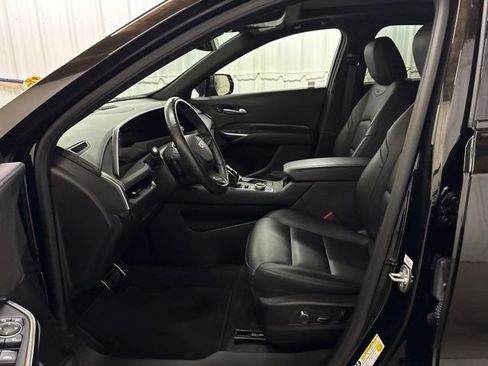 Used 2024 Cadillac XT4 Sport AWD/4WD image 33