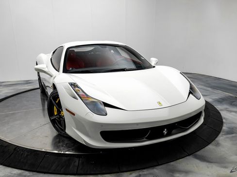 Used 2015 Ferrari 458 Italia Coupe image 23