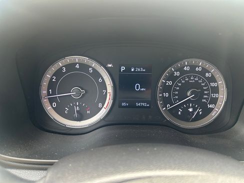 Used 2020 Hyundai Venue SEL w/ Convenience + Premium Package FWD image 11