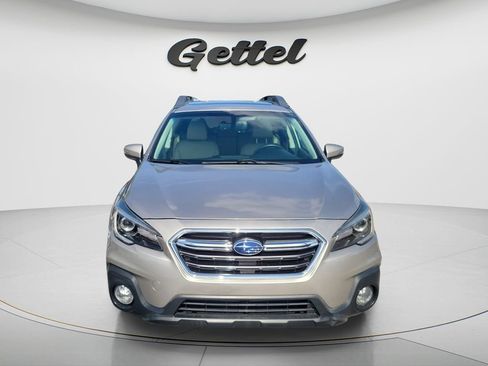 Used 2018 Subaru Outback 3.6R Limited AWD/4WD image 2