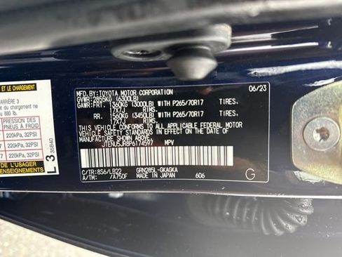 Used 2023 Toyota 4Runner SR5 Premium image 18