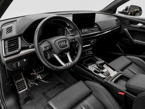 Used 2022 Audi SQ5 Prestige AWD/4WD image 6