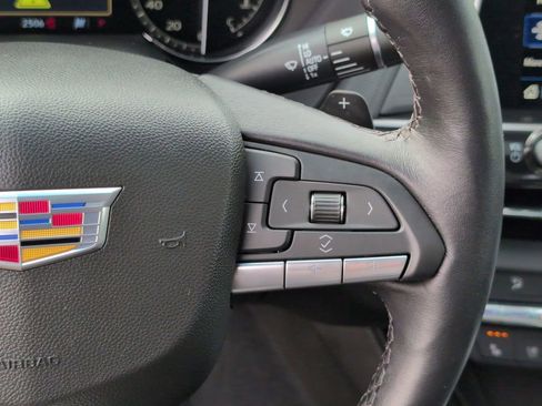 Used 2025 Cadillac CT4 Premium Luxury image 11
