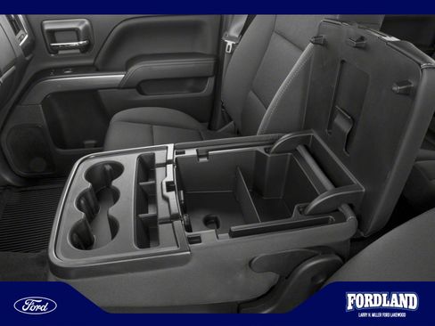 Used 2018 Chevrolet Silverado 1500 LT w/ All Star Edition AWD/4WD image 9