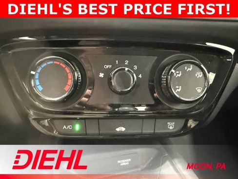 Used 2019 Honda HR-V LX image 26