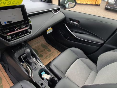 Certified 2025 Toyota Corolla XSE FWD image 23