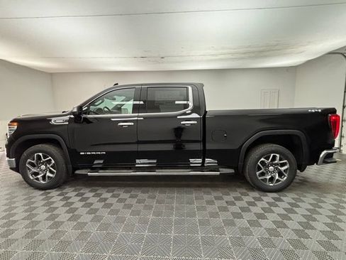 New 2026 GMC Sierra 1500 SLT w/ SLT Premium Package AWD/4WD image 14