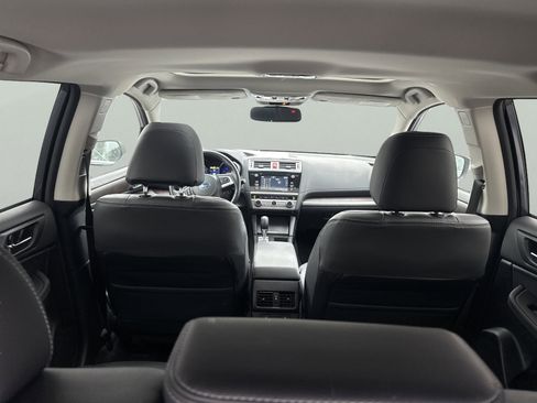 Used 2017 Subaru Outback 3.6R Limited image 10