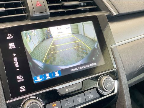 Used 2016 Honda Civic EX image 9