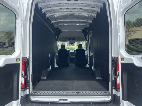 New 2026 Ford Transit 250 148 High Roof Extended image 15