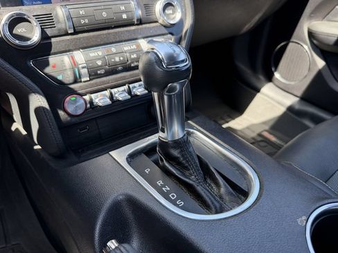 Used 2019 Ford Mustang Premium RWD image 21