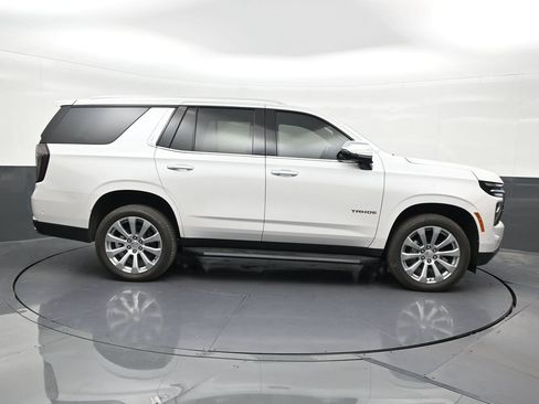 Used 2025 Chevrolet Tahoe Premier w/ Sun And Tow Package RWD image 7