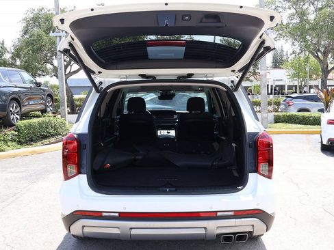 Used 2024 Hyundai Palisade SEL FWD image 20