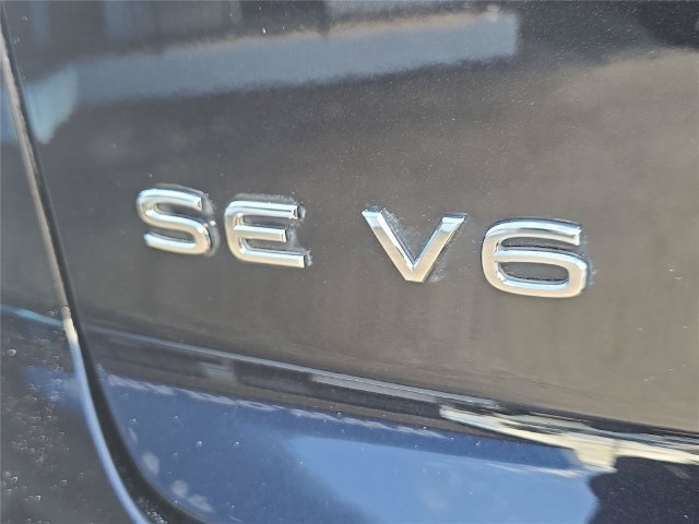 Used 2022 Volkswagen Atlas Cross Sport SE FWD image 6