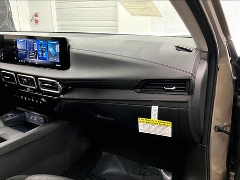 New 2026 Nissan Sentra SV FWD image 33