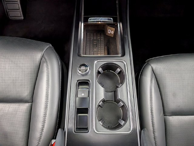 Certified 2025 Lincoln Corsair AWD w/ Equipment Group 101A image 29