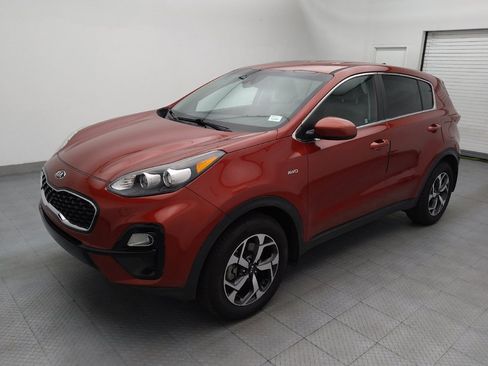Used 2021 Kia Sportage LX AWD/4WD image 2