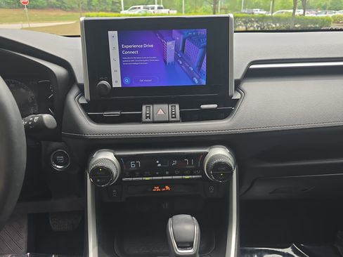 Used 2023 Toyota RAV4 XLE Premium FWD image 19