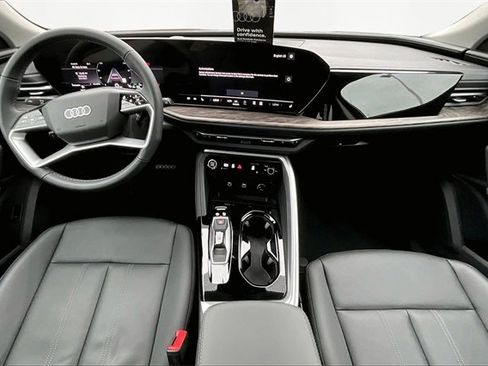 New 2025 Audi Q5 Premium image 5