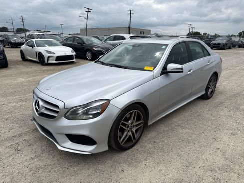 Used 2014 Mercedes-Benz E 350 4MATIC Sedan image 1