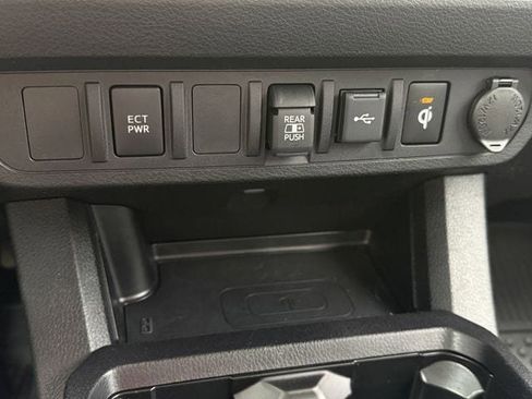 Used 2023 Toyota Tacoma TRD Off-Road AWD/4WD image 21
