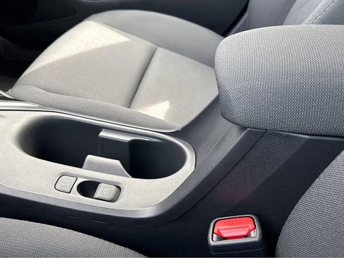 Used 2024 Toyota Corolla LE FWD image 14